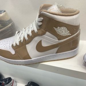 Meet your Posher, Nine